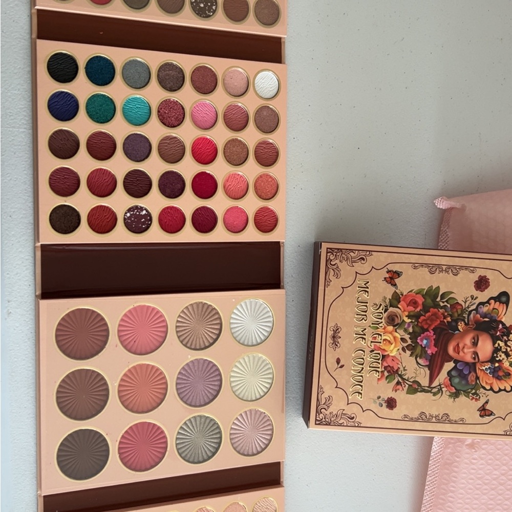 Eyeshadow